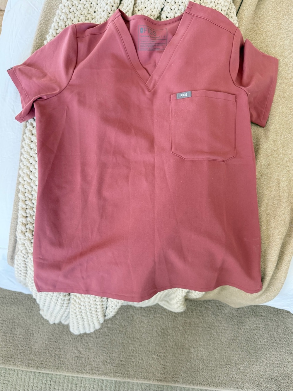 Figs Mauve Scrub top